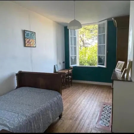 Le Logis D Adrien * Saint-Magne-de-Castillon